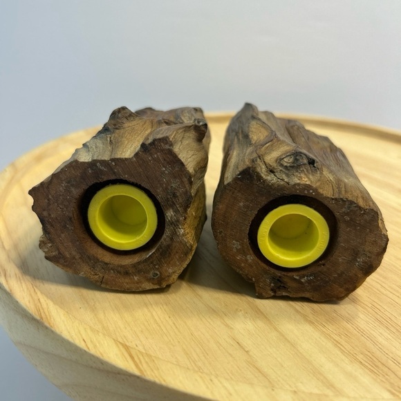 Vintage Rustic Wood Log Salt Pepper Shakers Cabin Mountain Decor Handcrafted - Picture 6 of 8